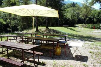 Hostal Gosti??e Van?ar