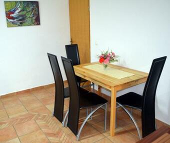 Son?ni Apartma Na Dobrni