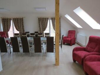 Hostal Penzion - Peri