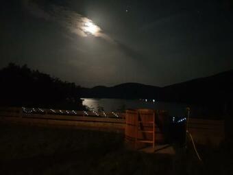 Entire Chalet, Amazing Panoramic View Of Calinesti Oas Lake