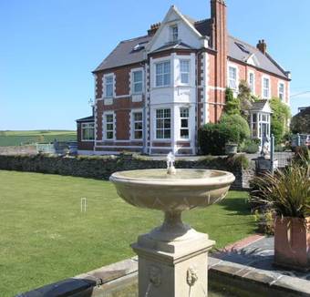 Hostal Woodlands Country House