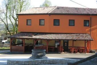 Kras Apartments - Paradiso Bar Komen 98