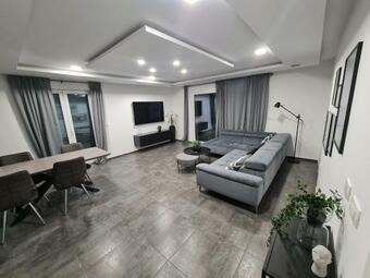 Villa Capris Apartments