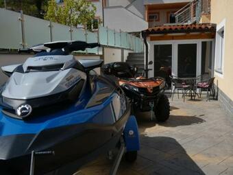 Apartment & Olive Oil Valuma