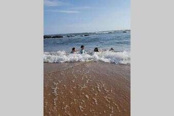 Alquilo Casa En Residencial Villas De Salinitas Colinda Con Hotel Decameron, Con Piscina Y Preciosa Playa Los C�banos Por Sus Arrecifes De Coral Y Avistamientos De Ballenas, Y Otras Bonitas Playas, A 12 Kil�metros