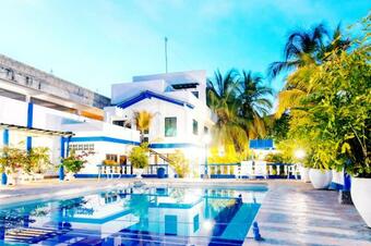 Hotel Playazul Cove�as