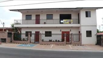 Hostal Hospedaje J.r