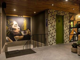 Hotel Bourbon Hostal