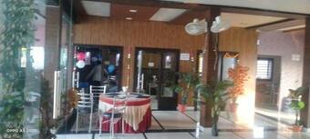 Oyo 85750 Rdf Restaurant And Hotel