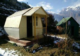 Hotel The Royal Village