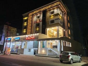 Hotel Le Arul Park