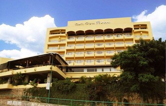 Hotel Fortin Plaza