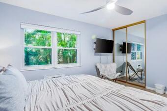 Vanderbilt Beach Getaway