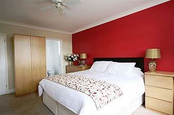 Hostal Dunmow Guest House