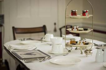 Goss Hall Bed & Breakfast