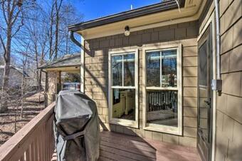 Spacious Lake Hartwell Home With Dock And Views!