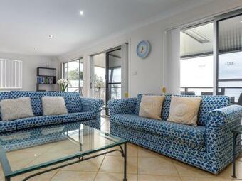 Aqua Vista (by Jervis Bay Rentals)