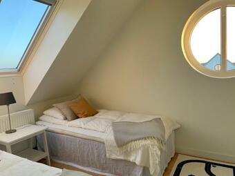 Familj�rt Boende Med Pool Och Tennisbana