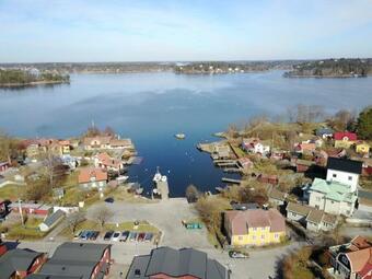 Apartamento Small Red House In Central Vaxholm