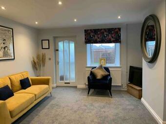 Inviting 3-bed House In Snettisham Norfolk