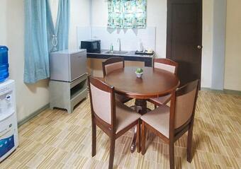Hotel Aj Residences Apartelle Camotes
