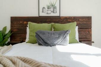 Collins Village Hotel Boutique