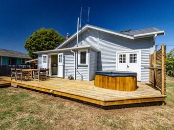 The Snow Sanctuary - Raetihi Holiday Home