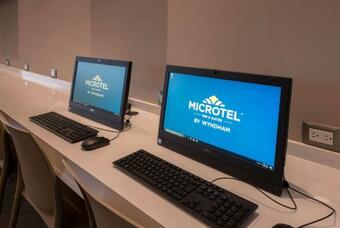 Hotel Microtel Inn & Suites By Wyndham Guadalajara Sur