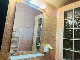 Motel Restaurant Lowe