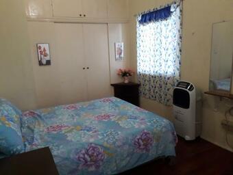 Hostal Guests House By The Sea