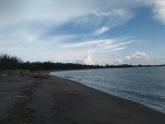 Myhousebythesea Seaview