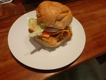 Hotel Monty's Riverside View Resort By Cocotel - Fully Vaccinated Staff