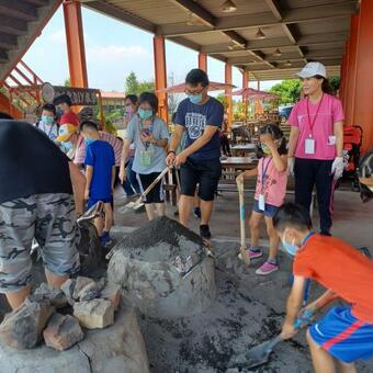 Meinong Hakka Village Homestay