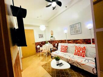 Apartamento 2-bedroom Retro Staycation Trees Residences, Qc