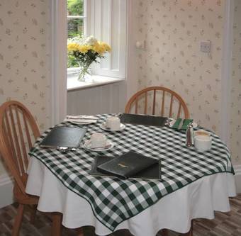 Hostal Crow How Country Guest House