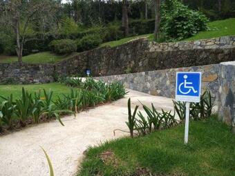 Hotel Frutos Del Bosque