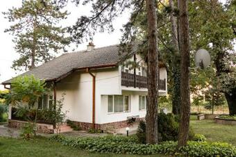 Villa Nature Guesthouse