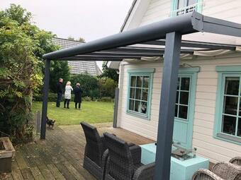 Vrijstaande Luxe Finse Blokhut 2-6 Of 2-8 Pers