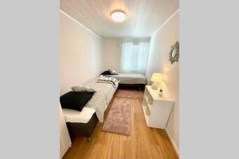 Villa Cozy Renovated House With A Lot Of Parking Space.