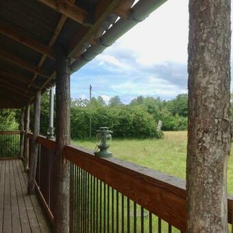 Bed & Breakfast Lanthotellet Hishult