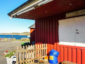 Holiday Home Kalvsund