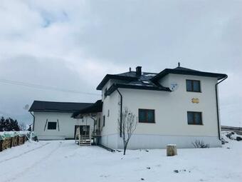 Hostal Guest House La Tata