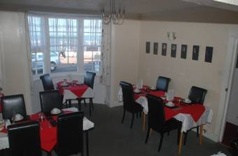 Hostal Seaspray Guest House