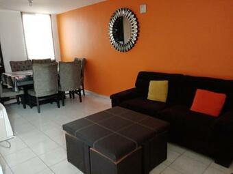 Casa Acogedora Con Iluminaci�n Inteligente