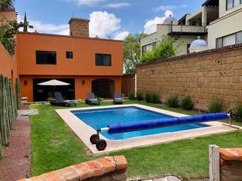 Casa En Exclusivo Club De Golf