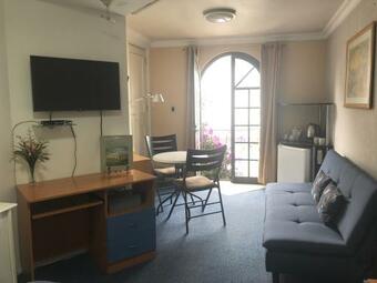 Apartamento Amplia Habitaci�n Tipo Ejecutiva Con Ba�o Privado