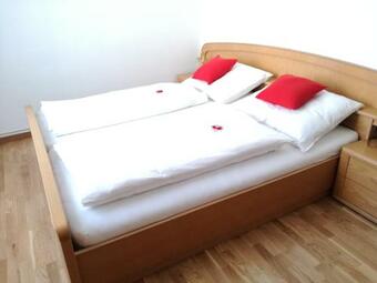 Hostal Pension Geschriebenstein