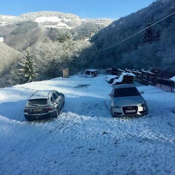 Cabana Baraj Apuseni Mountains