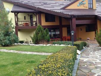 Hostal Pensiunea Adoro