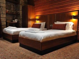 The Commercial Hotel